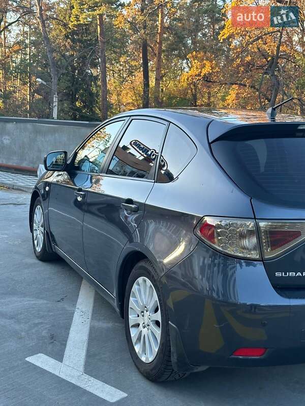 Subaru Impreza wrx (2010)