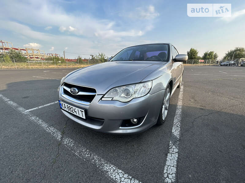 Subaru Legacy (2008)