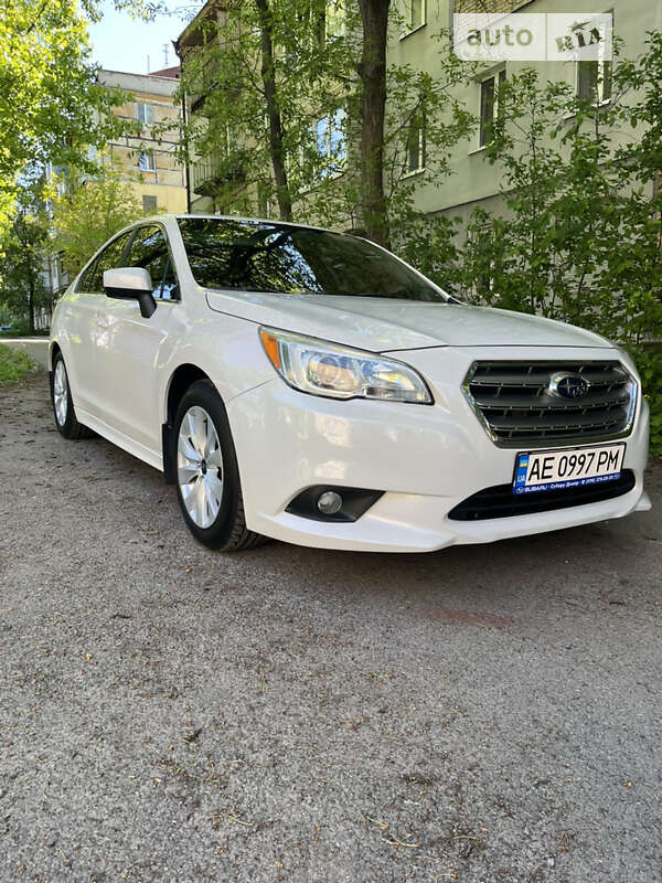 Subaru Legacy (2014)