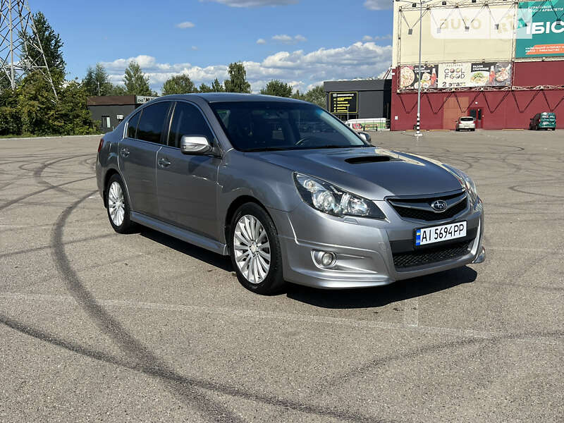 Subaru Legacy (2010)