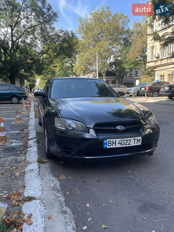 Subaru Legacy (2004)