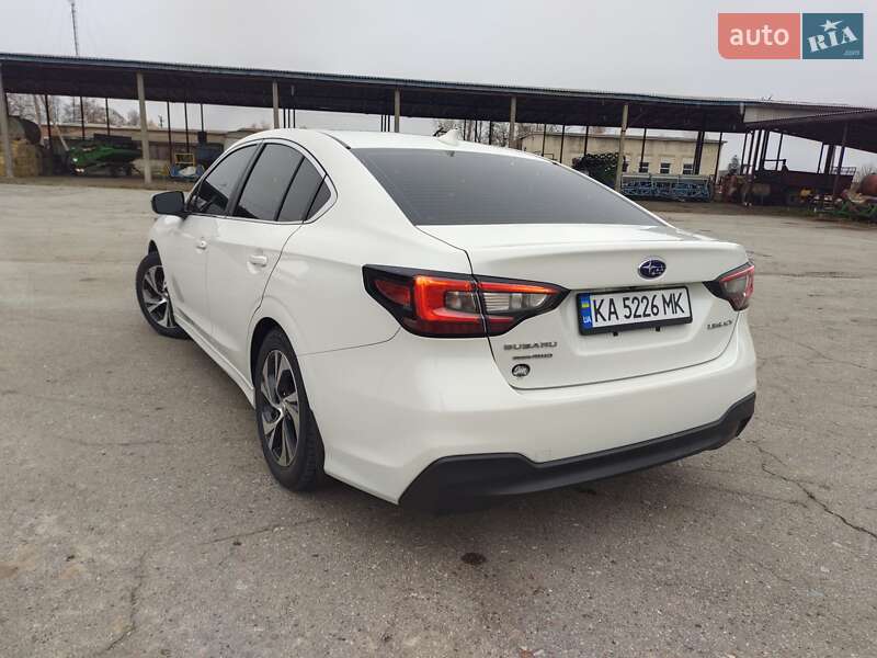 Subaru Legacy (2021)