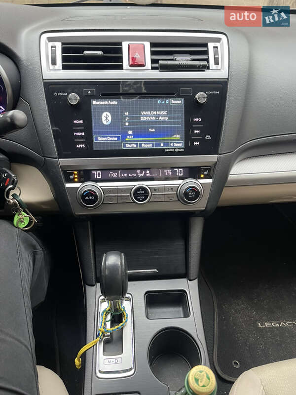 Subaru Legacy (2015)