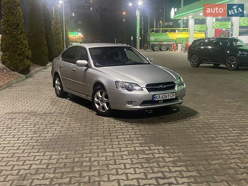 Subaru Legacy (2004)