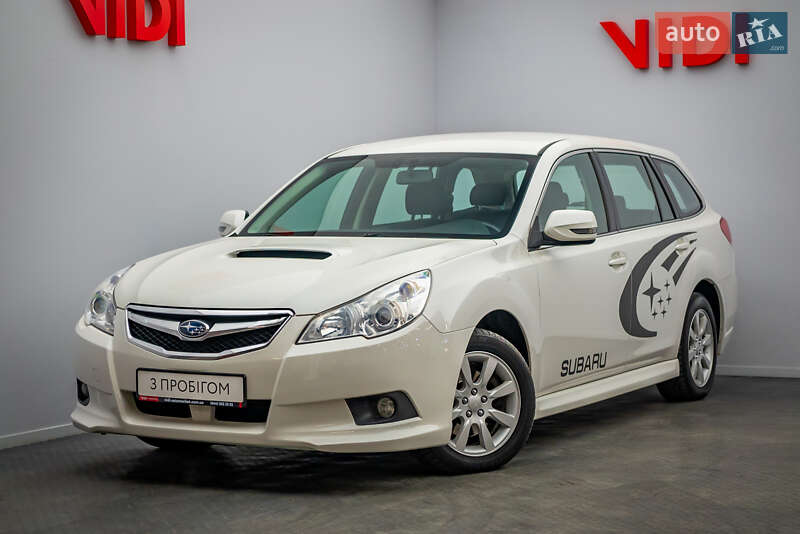 Subaru Legacy (2011)