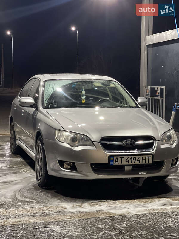 Subaru Legacy (2008)