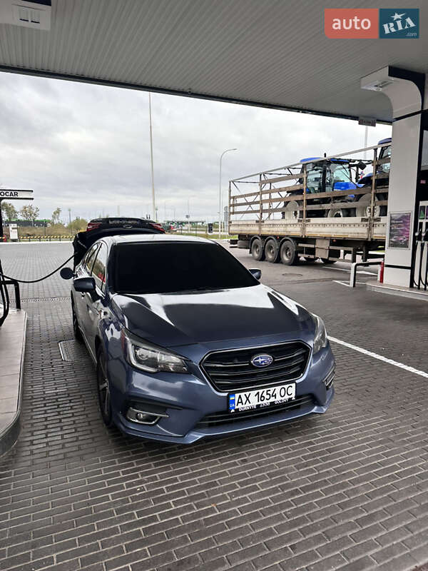 Subaru Legacy (2015)