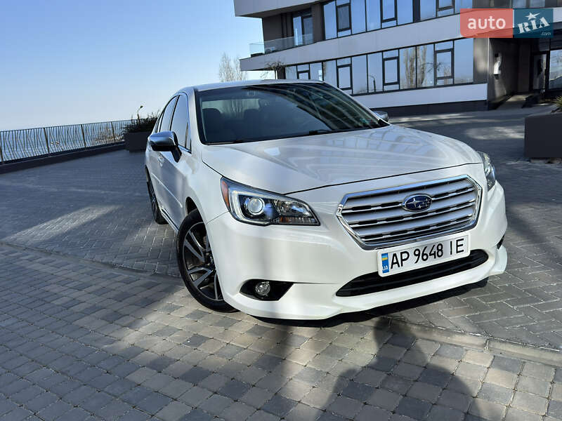 Subaru Legacy (2016)