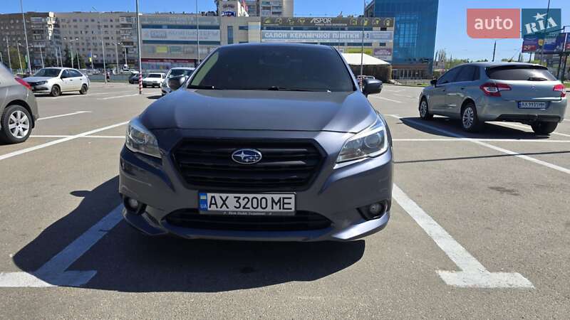 Subaru Legacy (2015)