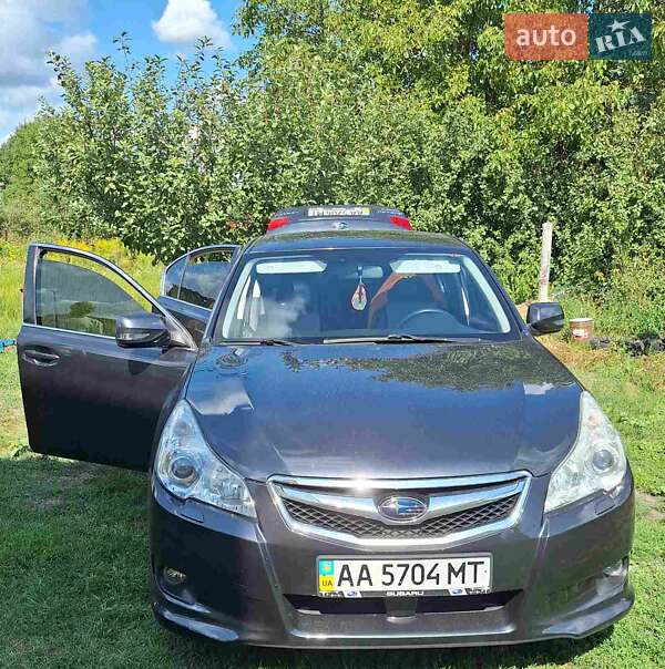Subaru Legacy (2010)