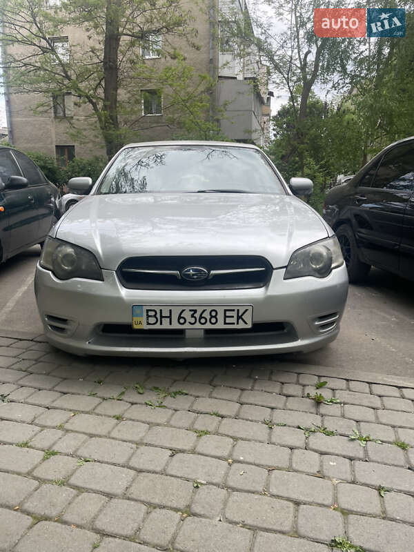 Subaru Legacy (2005)