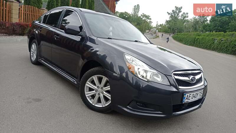 Subaru Legacy (2012)