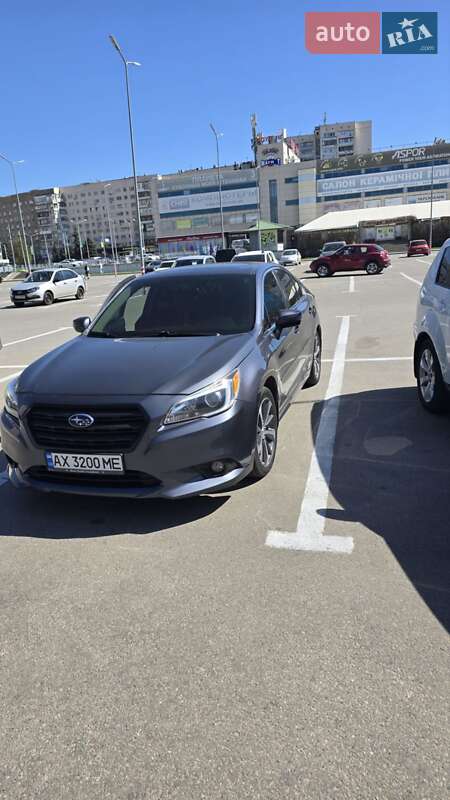 Subaru Legacy (2015)