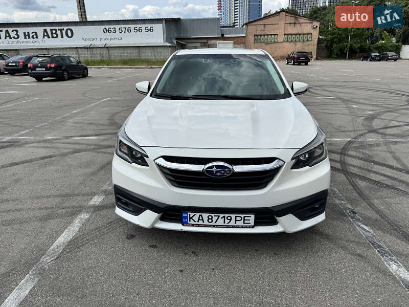 Subaru Legacy (2020)