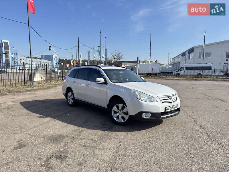 Subaru Outback (2011)