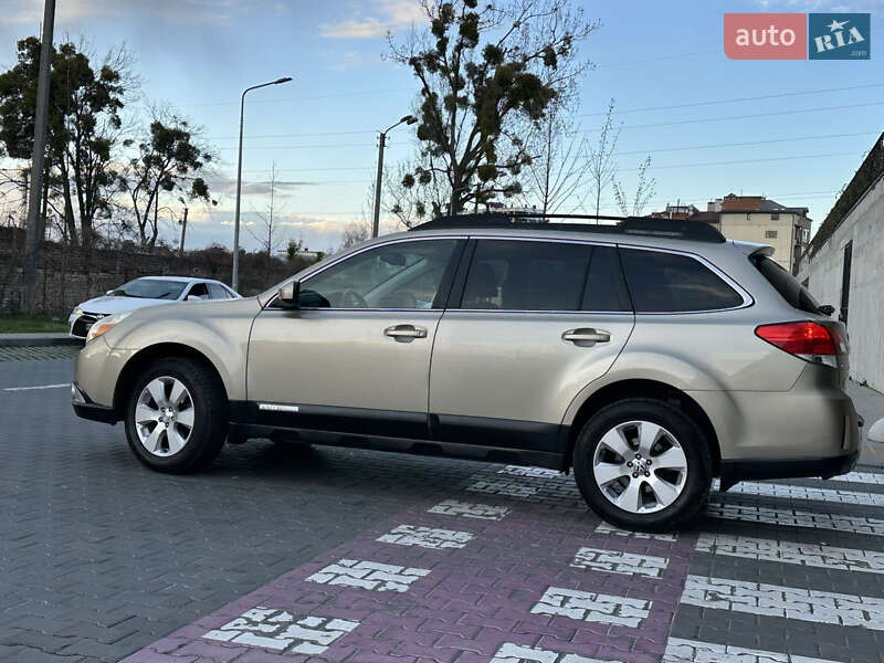 Subaru Outback (2010)