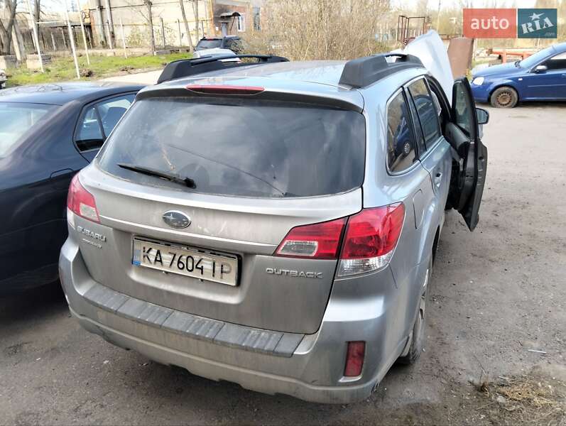 Subaru Outback (2010)