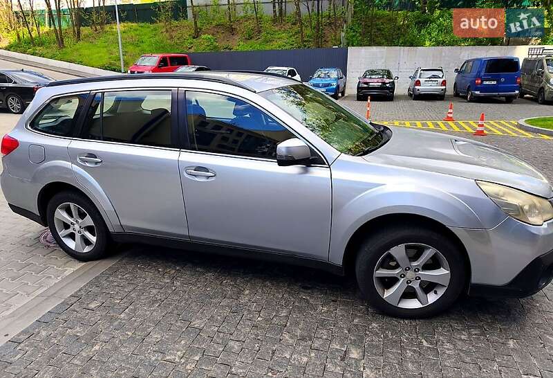 Subaru Outback (2013)