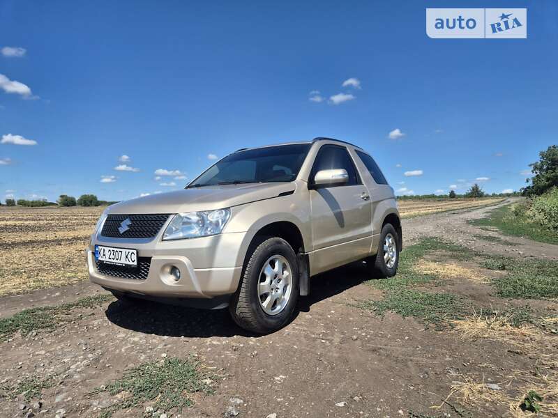 Suzuki Grand vitara (2008)