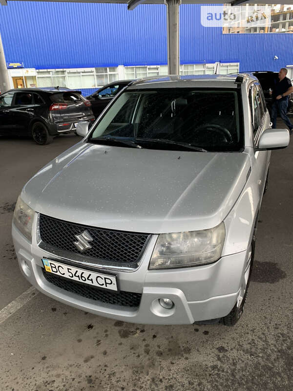 Suzuki Grand vitara (2007)