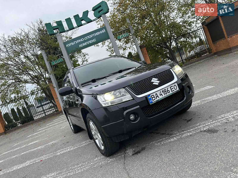 Suzuki Grand vitara (2008)
