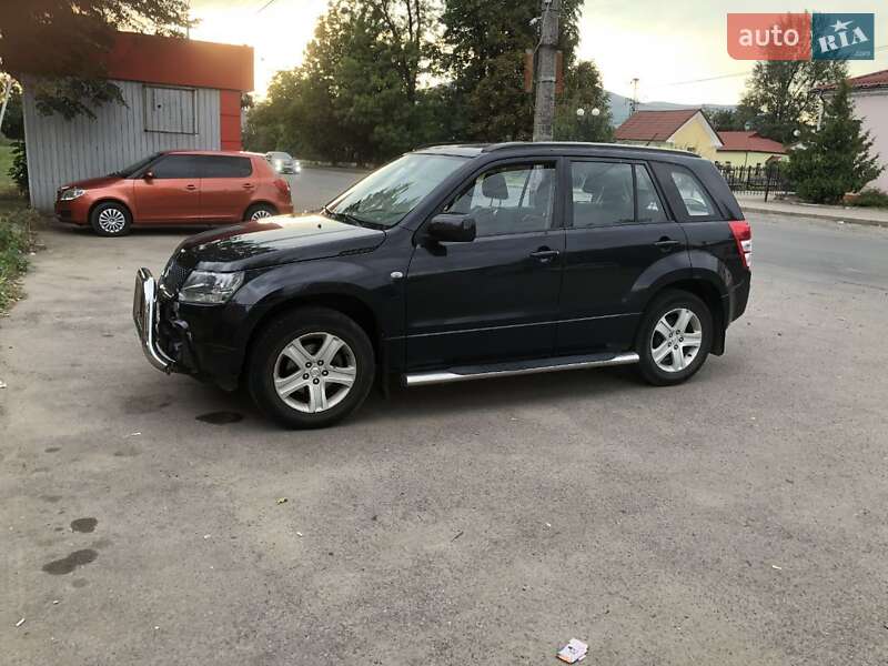 Suzuki Grand vitara (2008)