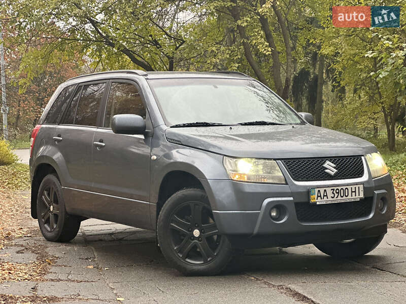Suzuki Grand vitara (2008)