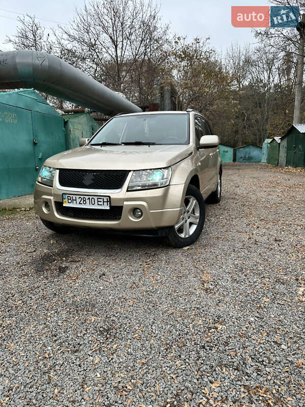 Suzuki Grand vitara (2006)