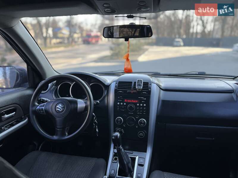Suzuki Grand vitara (2008)