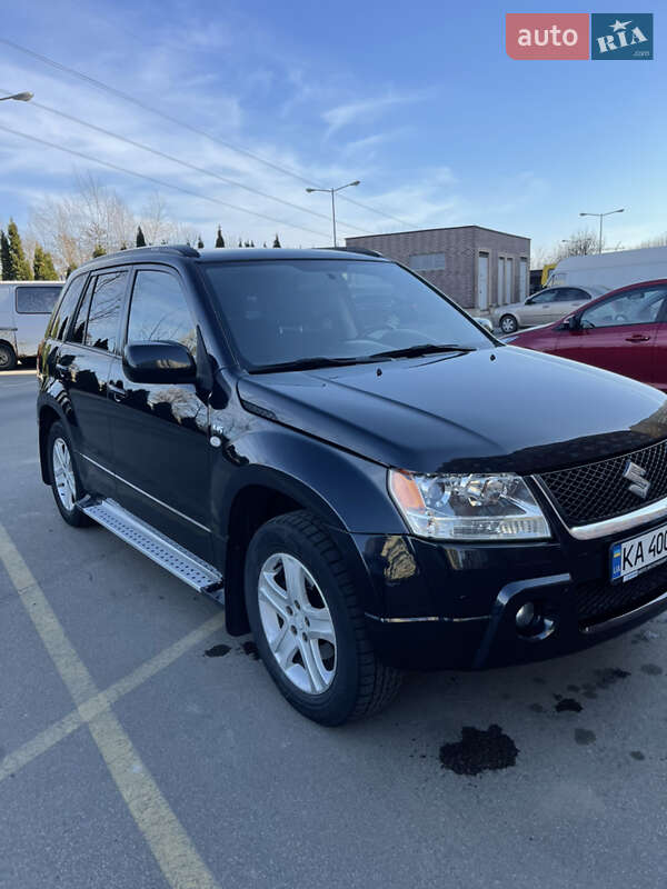 Suzuki Grand vitara (2006)