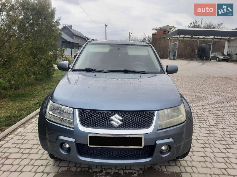 Suzuki Grand vitara (2008)