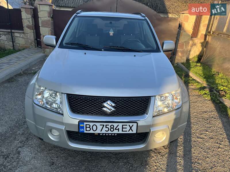 Suzuki Grand vitara (2008)