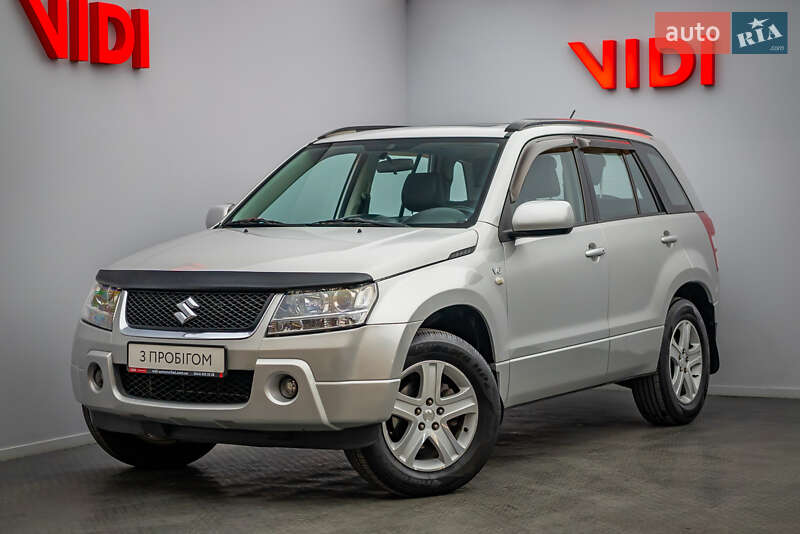 Suzuki Grand vitara (2008)