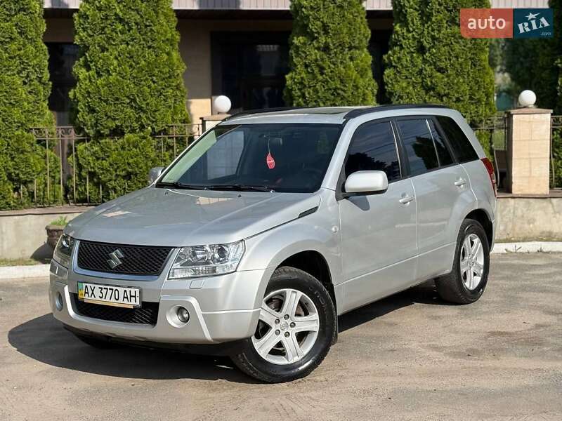 Suzuki Grand vitara (2005)