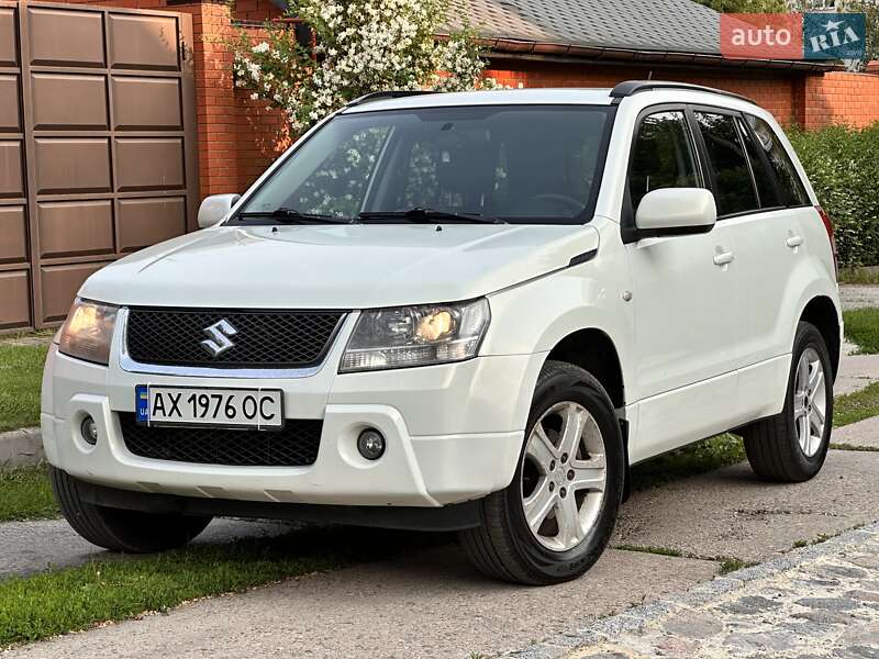 Suzuki Grand vitara (2006)