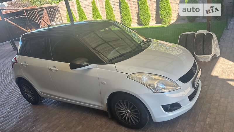 Suzuki Swift (2013)