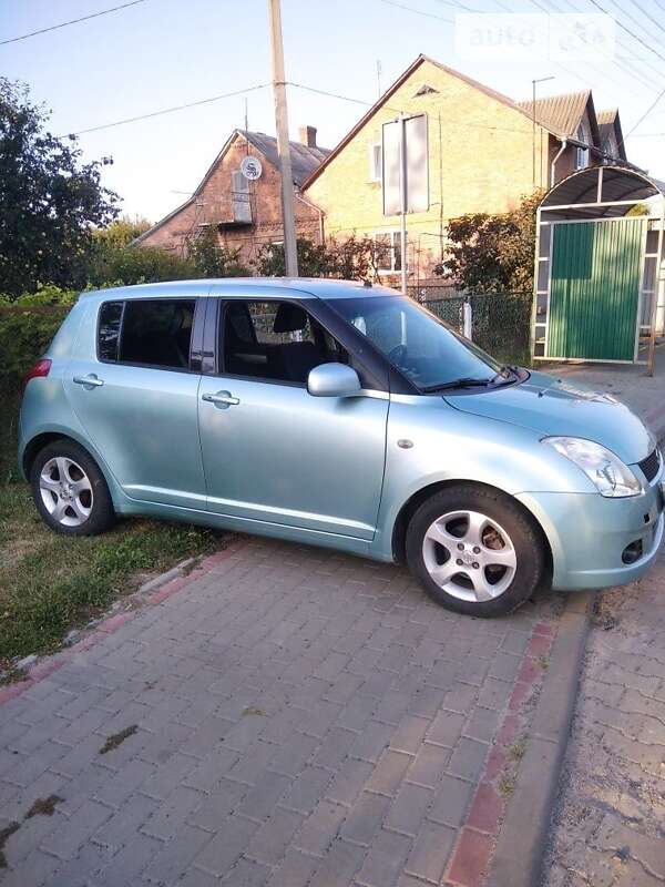 Suzuki Swift (2007)