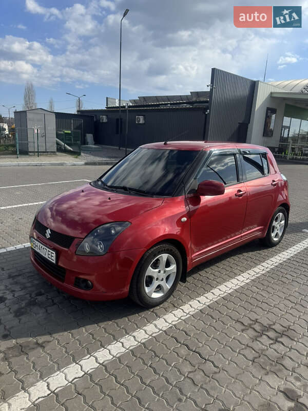 Suzuki Swift (2005)