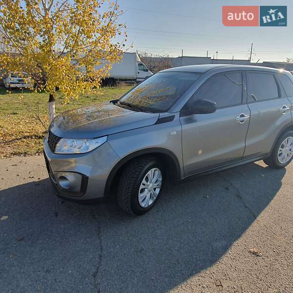 Suzuki Vitara (2019)