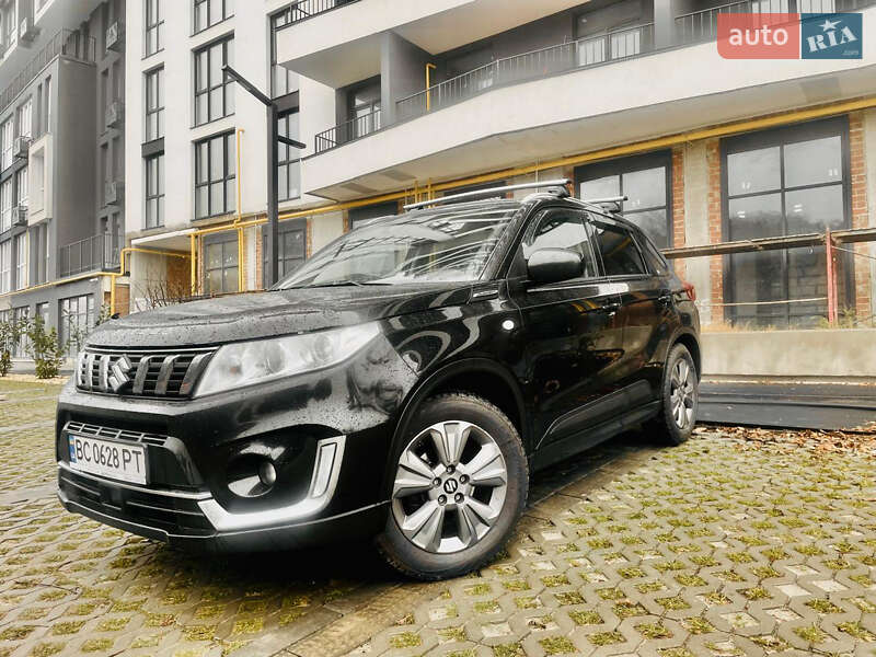 Suzuki Vitara s (2019)