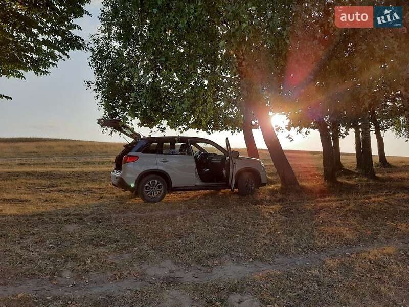 Suzuki Vitara (2017)