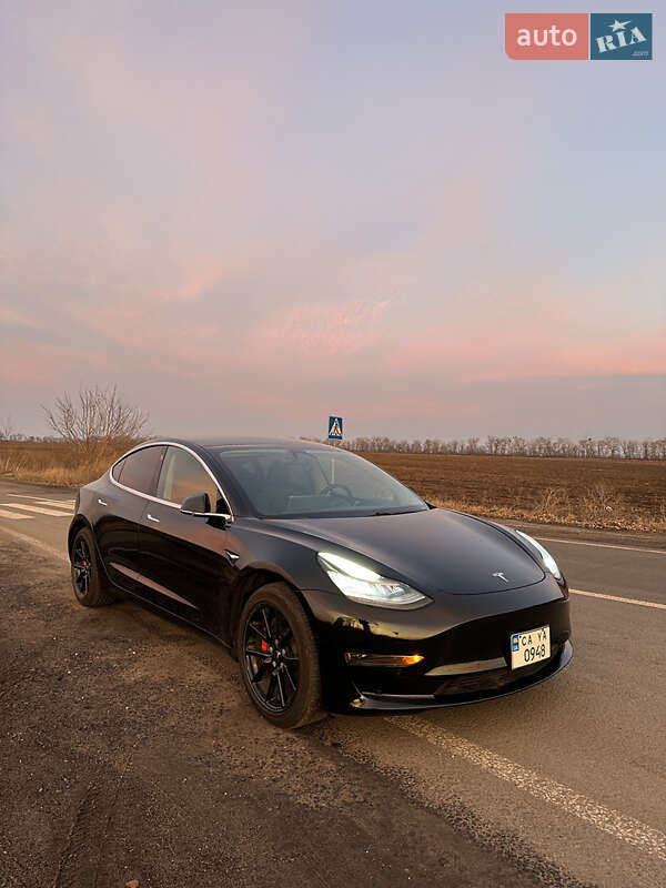 Tesla Model 3 (2020)