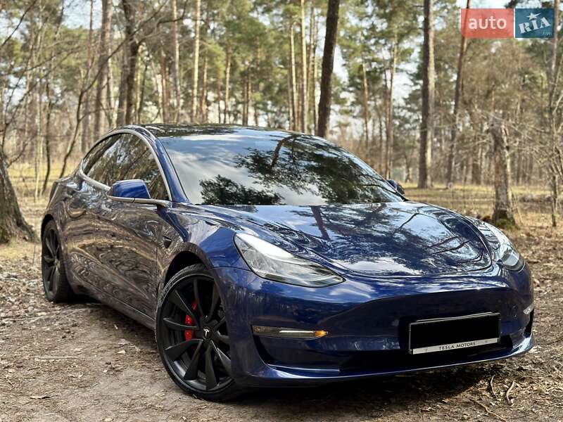 Tesla Model 3 (2020)