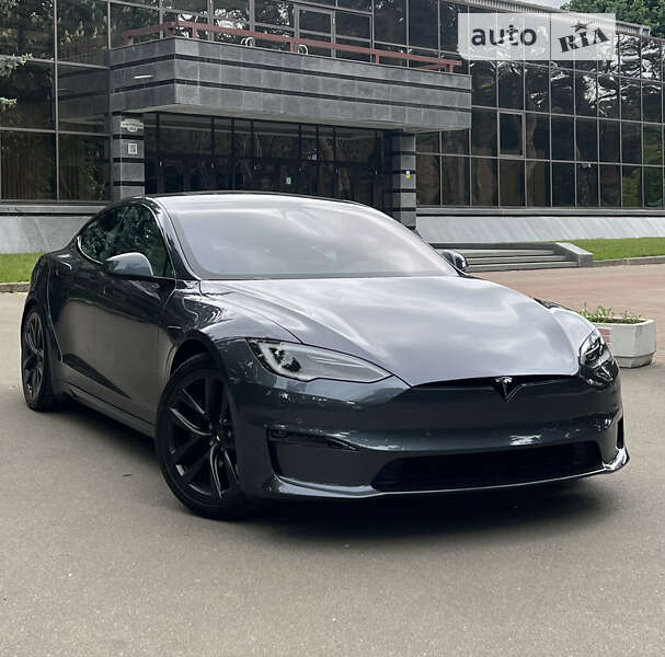 Tesla Model s (2022)