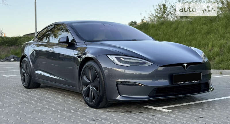 Tesla Model s (2022)