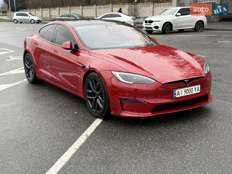 Tesla Model s (2022)
