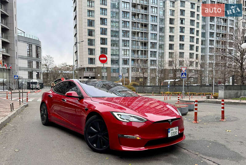 Tesla Model s (2022)