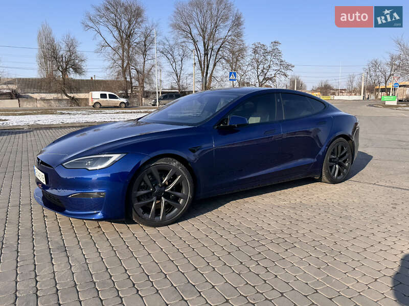 Tesla Model s (2022)