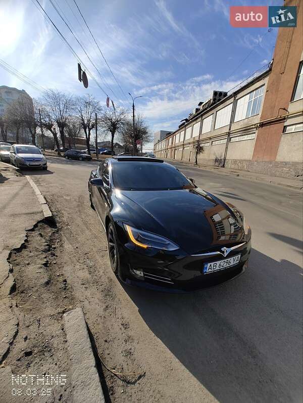 Tesla Model s (2013)