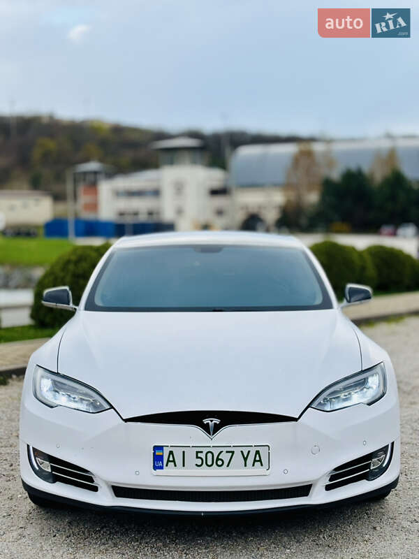 Tesla Model s (2013)